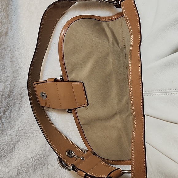 COACH Y2K White Tan Soho Flap Leather w/Buckle Shoulder Bag F15204 - Picture 12 of 16
